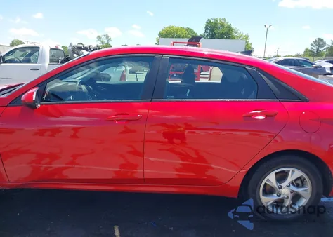 2021 Hyundai Elantra Se z USA, uszkodzony, nr VIN 5NPLL4AGXMH041834